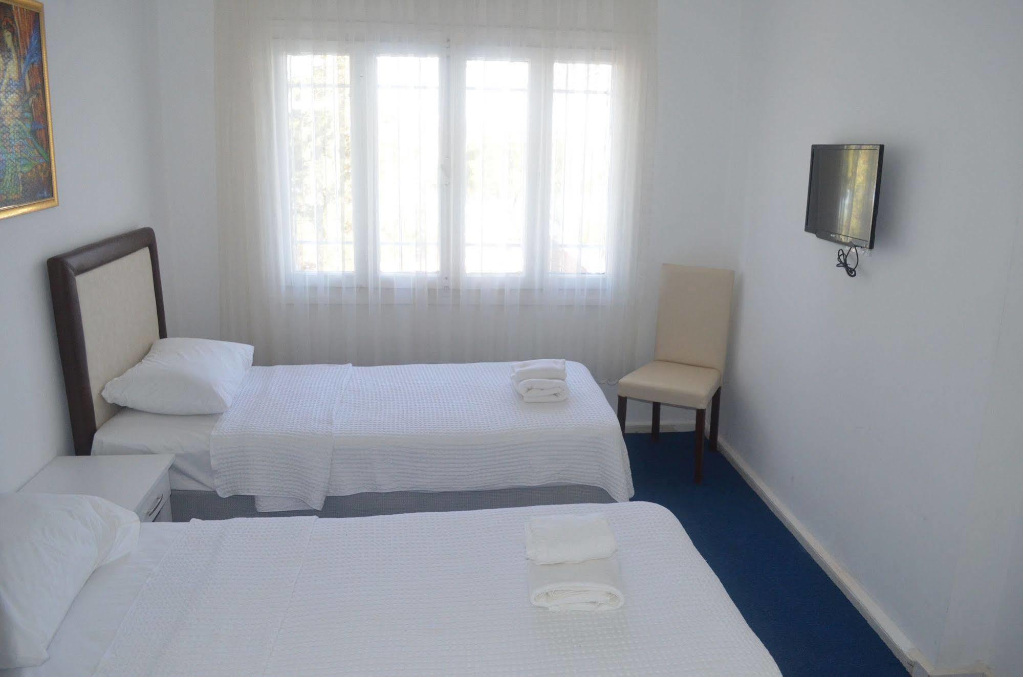 Lacivert Hotel Ayvalı Extérieur photo