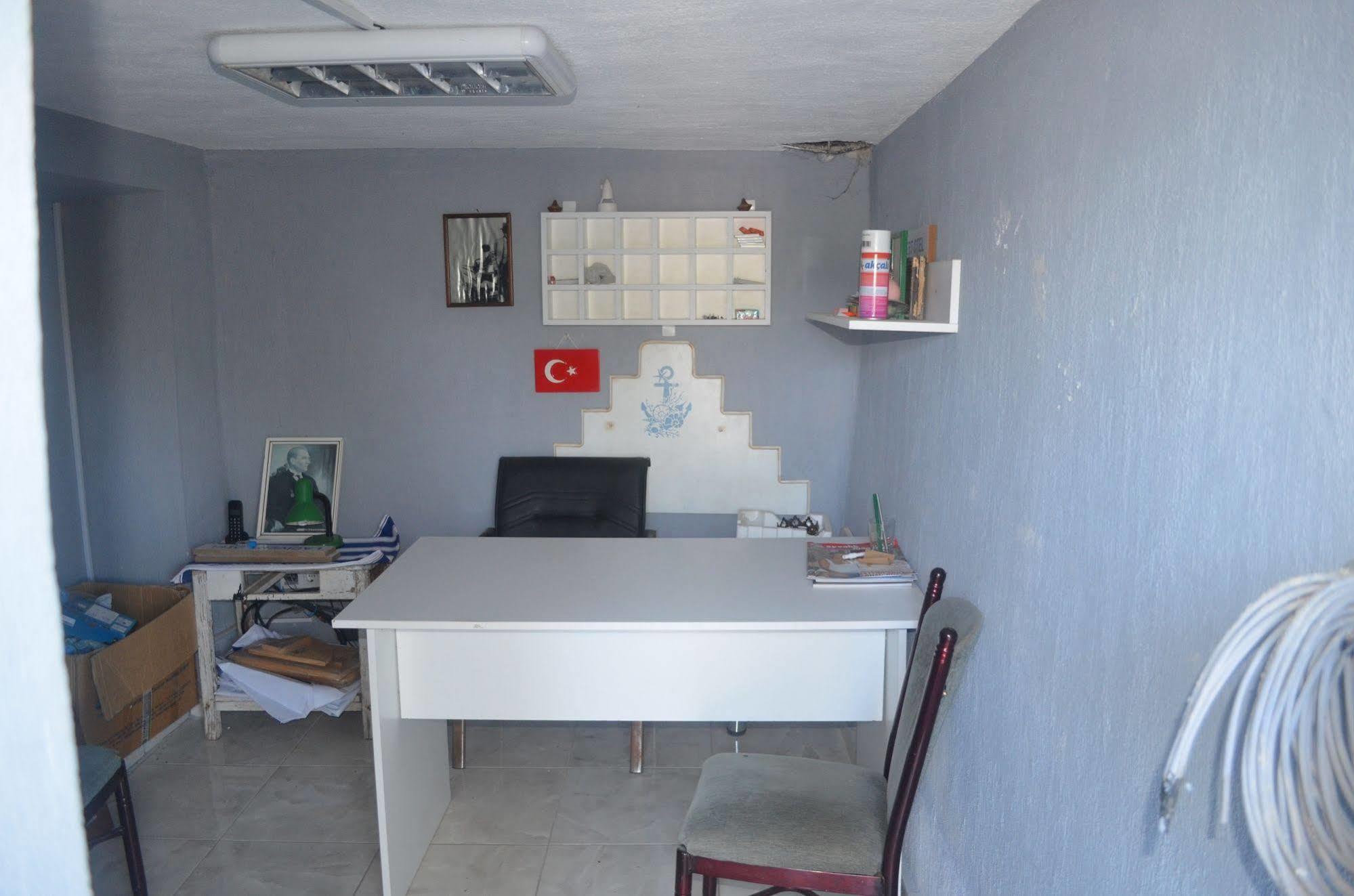 Lacivert Hotel Ayvalı Extérieur photo