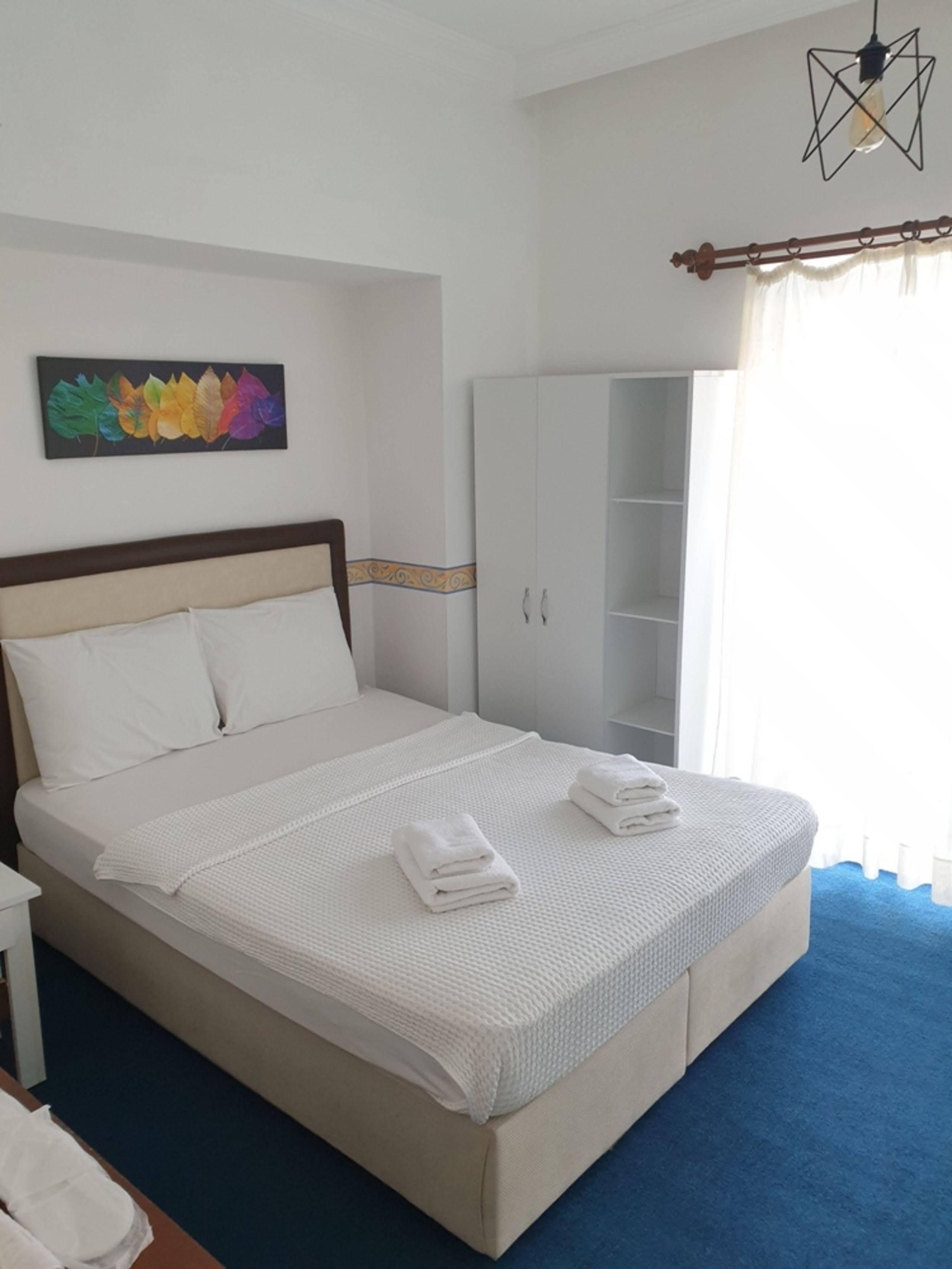 Lacivert Hotel Ayvalı Extérieur photo